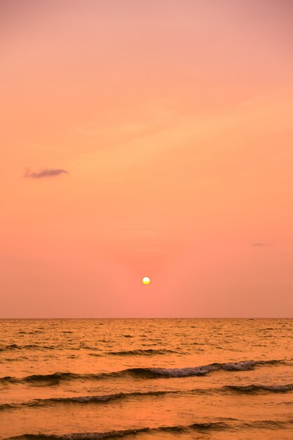 Puesta de sol en la playa