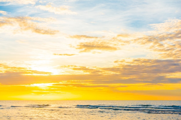 Puesta de sol en la playa