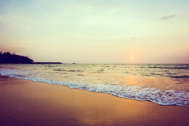 Puesta de sol en la playa