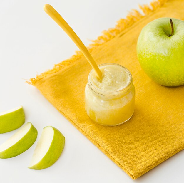 Puré de manzana para bebé