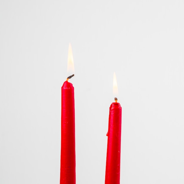 Quema de velas rojas