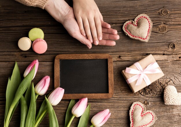 Regalo y flores para dia de las madres