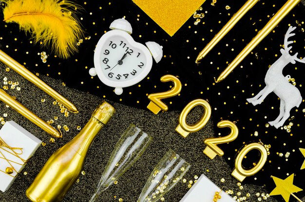 Reloj de celebración de año nuevo 2020