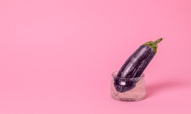 Representación abstracta de la salud sexual con arreglo de alimentos