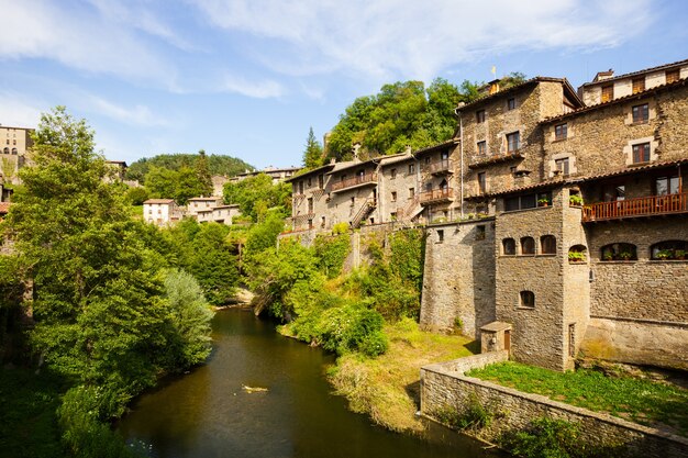 residencias de la antigua localidad catalana