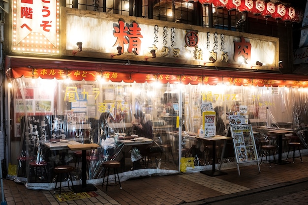 Restaurante de comida callejera japonesa de alto ángulo