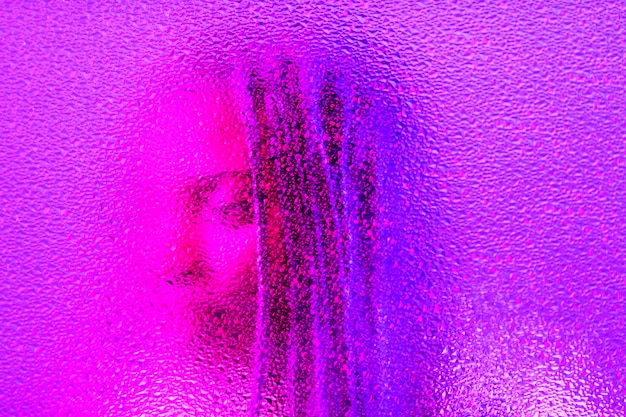 Retrato abstracto vaporwave de mujer