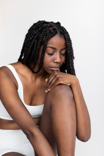 Retrato de una bella mujer afroamericana