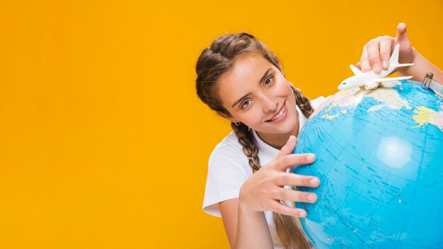 Retrato de colegiada con globo