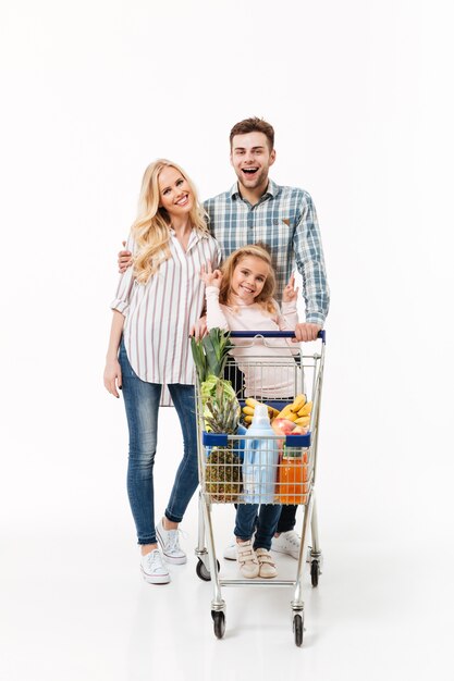 Retrato de cuerpo entero de una familia encantadora