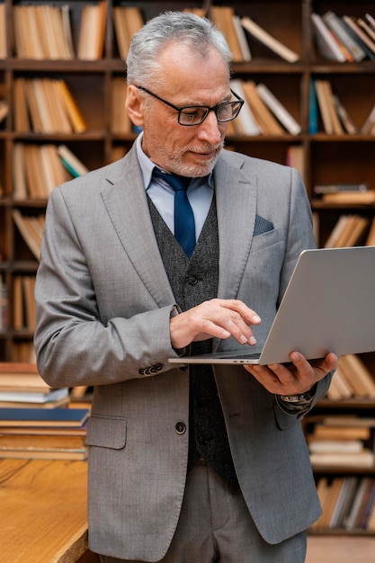 Retrato, elegante, viejo