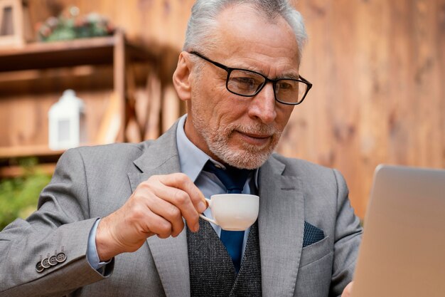 Retrato, elegante, viejo