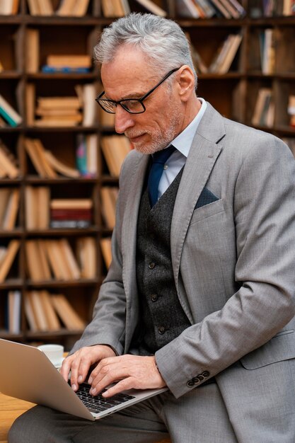 Retrato, elegante, viejo