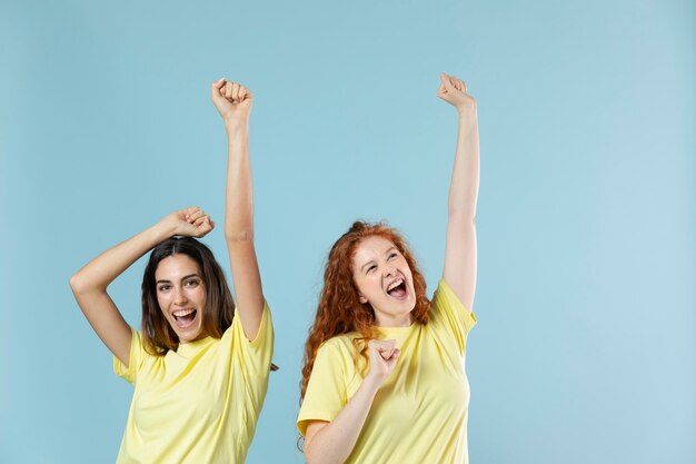 Retrato de estudio de mujeres hermosas