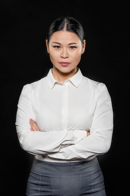 Retrato hermosa mujer formal