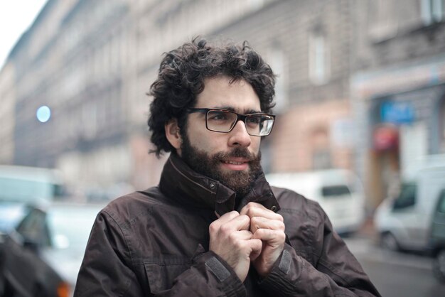 retrato, de, joven, en la calle