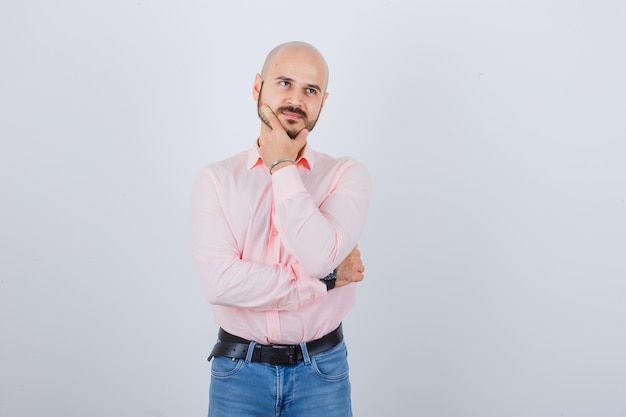 Retrato, de, un, joven, confiado, hombre