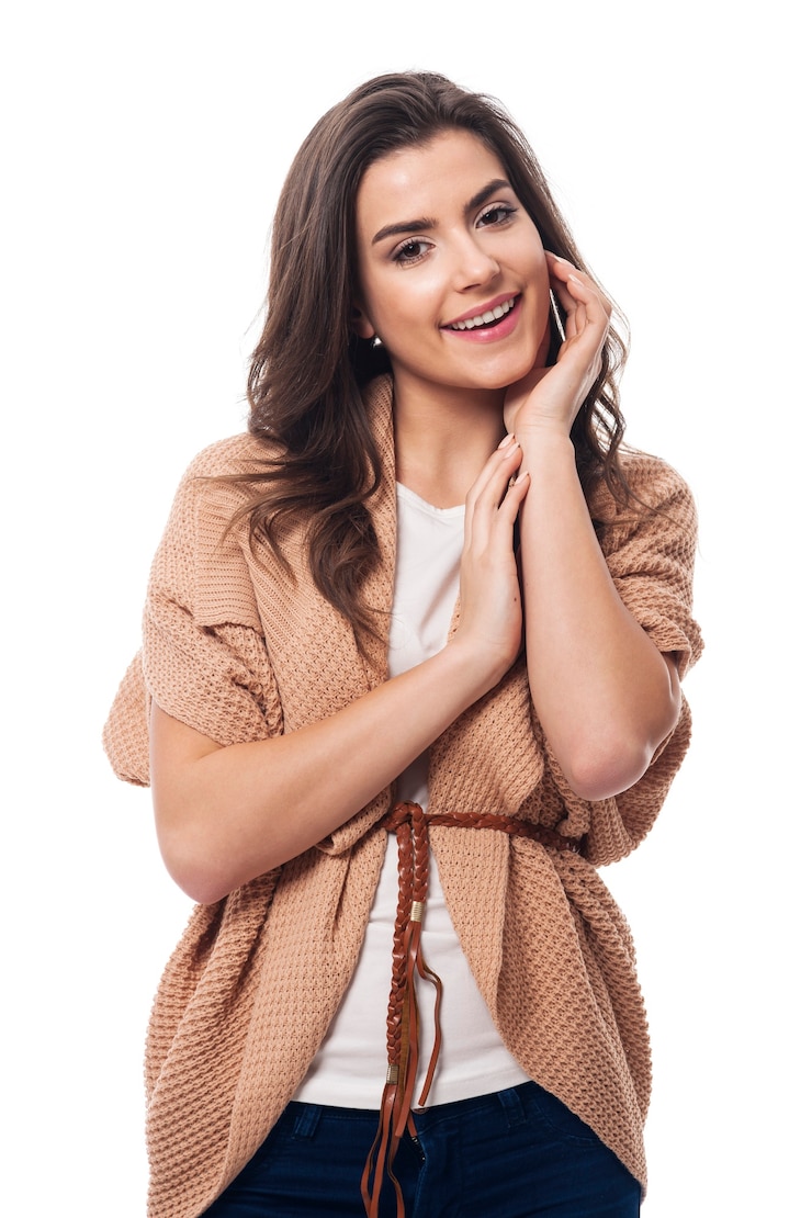 Foto gratuito retrato de mujer joven atractiva