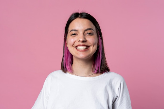 retrato, de, un, niña joven, sonriente