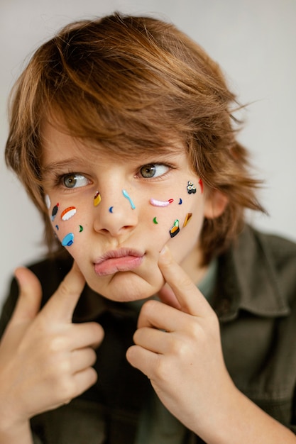 Retrato, niño, con, cara pintada