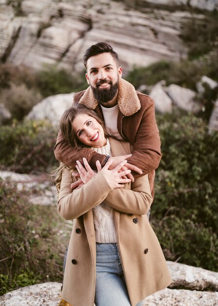 Retrato, de, sonriente, pareja joven