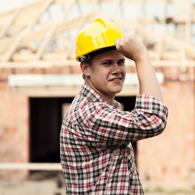 Retrato de trabajador de la construcción