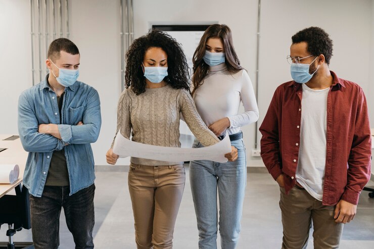 Foto gratuito reunión de trabajo en equipo con gente de negocios