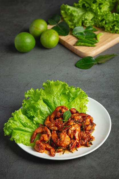 Revuelva Camarones Fritos con Pasta de Chile