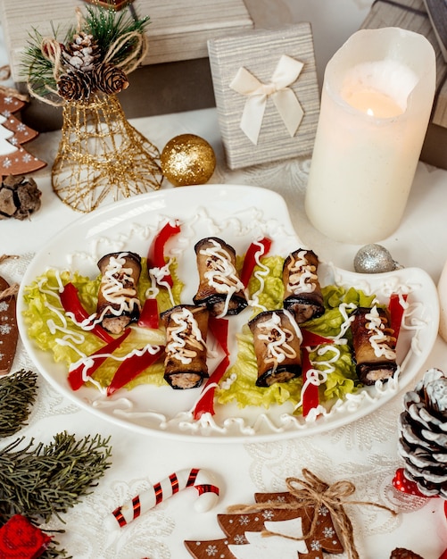 Rollitos de berenjena fritos con relleno