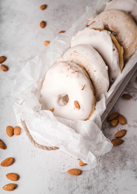 Rosquillas de primer plano con glaseado