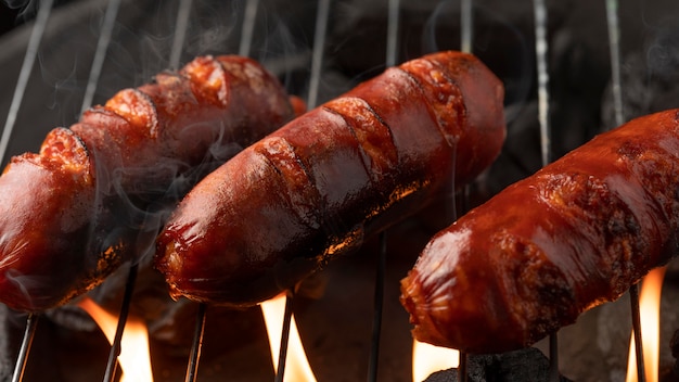 Foto gratuita sabrosa composición de chorizo tradicional