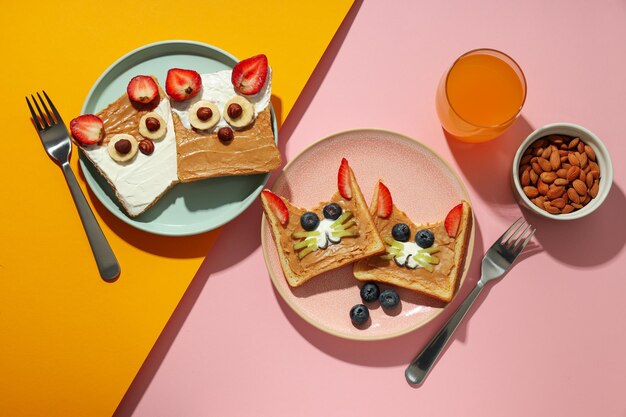 Sabroso desayuno o almuerzo para niños comida tostada que el niño puede llevar con él