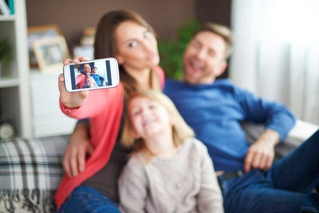 Selfie familiar cuando pasamos tiempo juntos