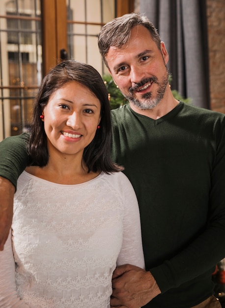 Senior pareja de Navidad disparo de primer plano