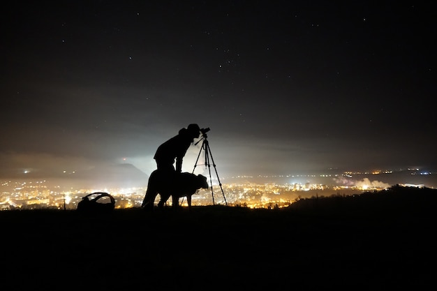 Silueta, de, un, hombre, un, perro