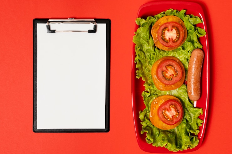 Foto gratuito simulacro de desayuno con fondo liso