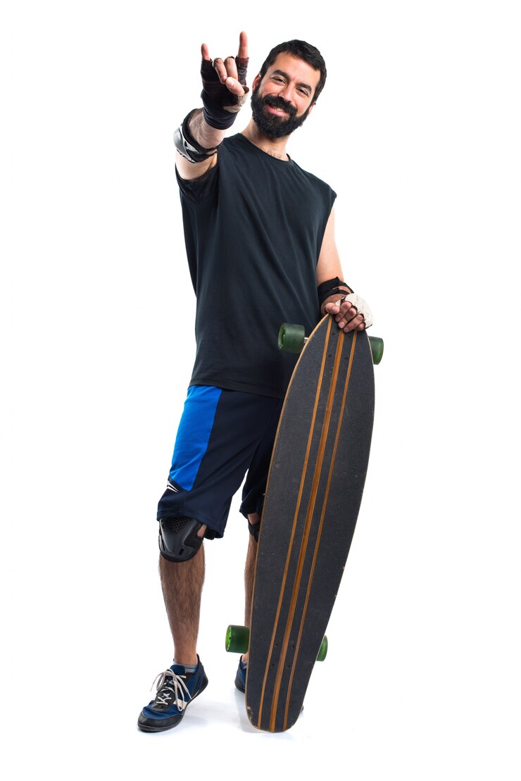 Foto gratuito skater que hace el gesto del cuerno