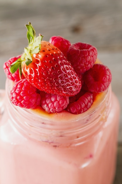 Smoothie de fresas de cerca