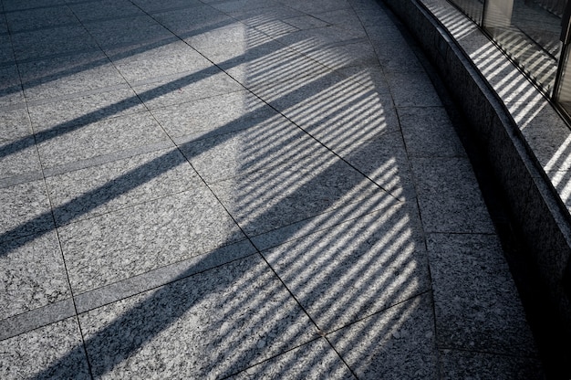 Sombra abstracta al aire libre a la luz del día