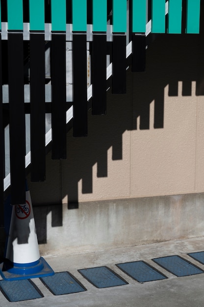 Foto gratuita sombras abstractas del edificio de la ciudad