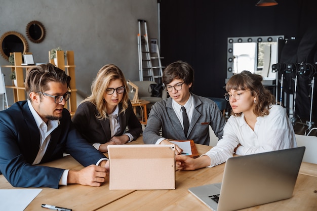 Startup Diversidad Trabajo en equipo Lluvia de ideas