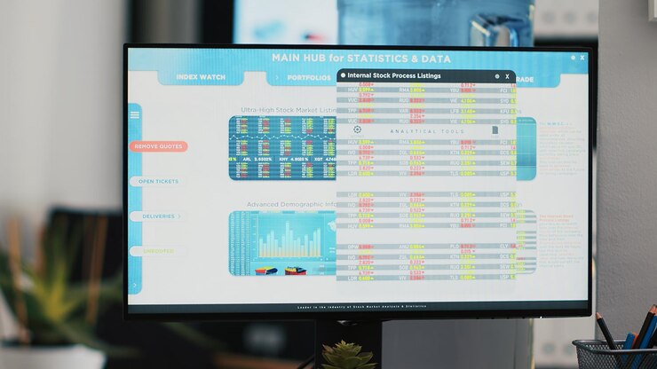 Photo Gratis stock portfolio on computer monitor containing collection of financial assets