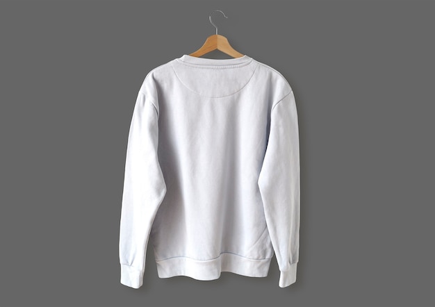 Suéter blanco con espalda