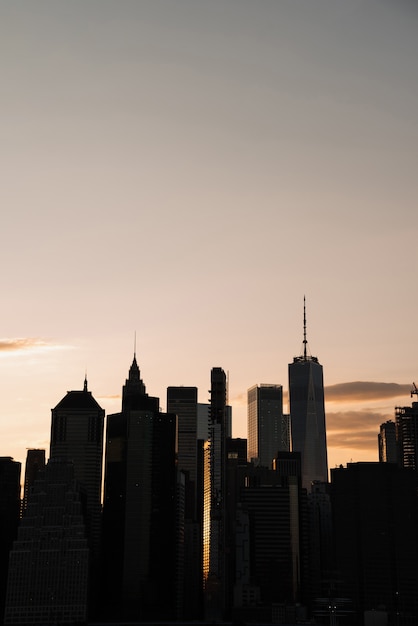 Sunset skyline de la ciudad de nueva york