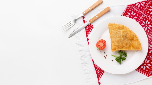 Surtido de alimentos con espacio de copia plano.