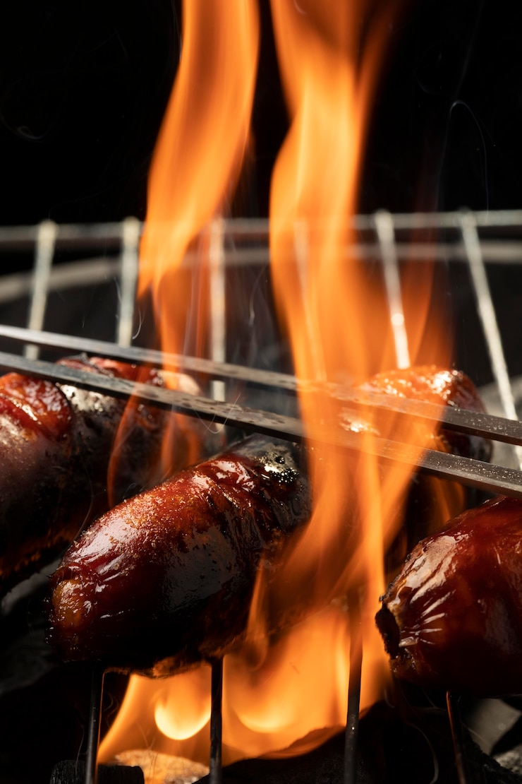 Foto gratuito surtido de chorizo tradicional sabroso