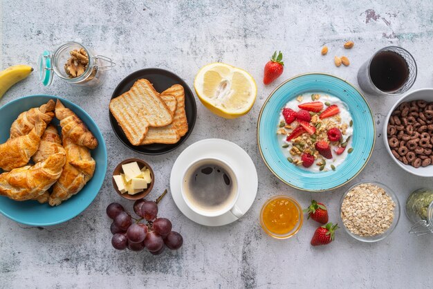 Surtido de deliciosos desayunos