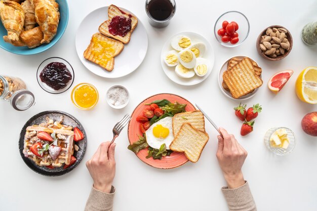 Surtido de deliciosos desayunos