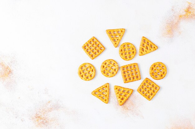 Surtido de galletas saladas.