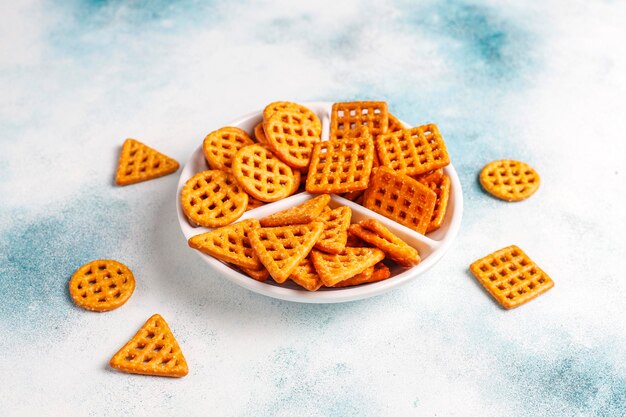 Surtido de galletas saladas.